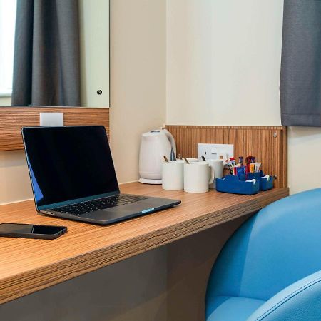 Ibis Budget London Bromley Town Centre Buitenkant foto