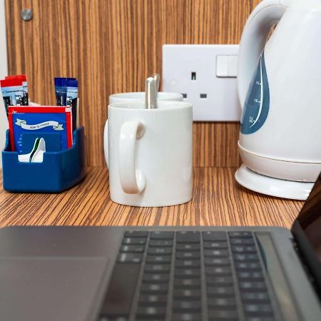 Ibis Budget London Bromley Town Centre Buitenkant foto